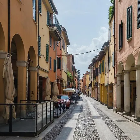 Appartamento Al Pratello Nel Cuore Pulsante Della Citta' Bologna