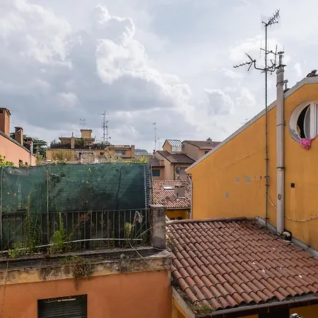 Al Pratello Nel Cuore Pulsante Della Citta' * Bologna