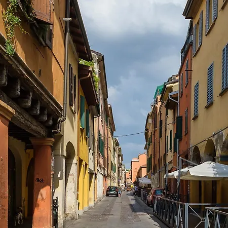 Appartamento Al Pratello Nel Cuore Pulsante Della Citta' Bologna